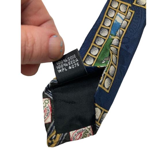 Tabasco Logo Golf Balls Golfing Vintage Novelty Necktie 100% Silk - Picture 7 of 7